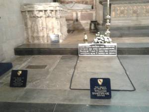 Shakespeare and Anne Hathaway's Graves